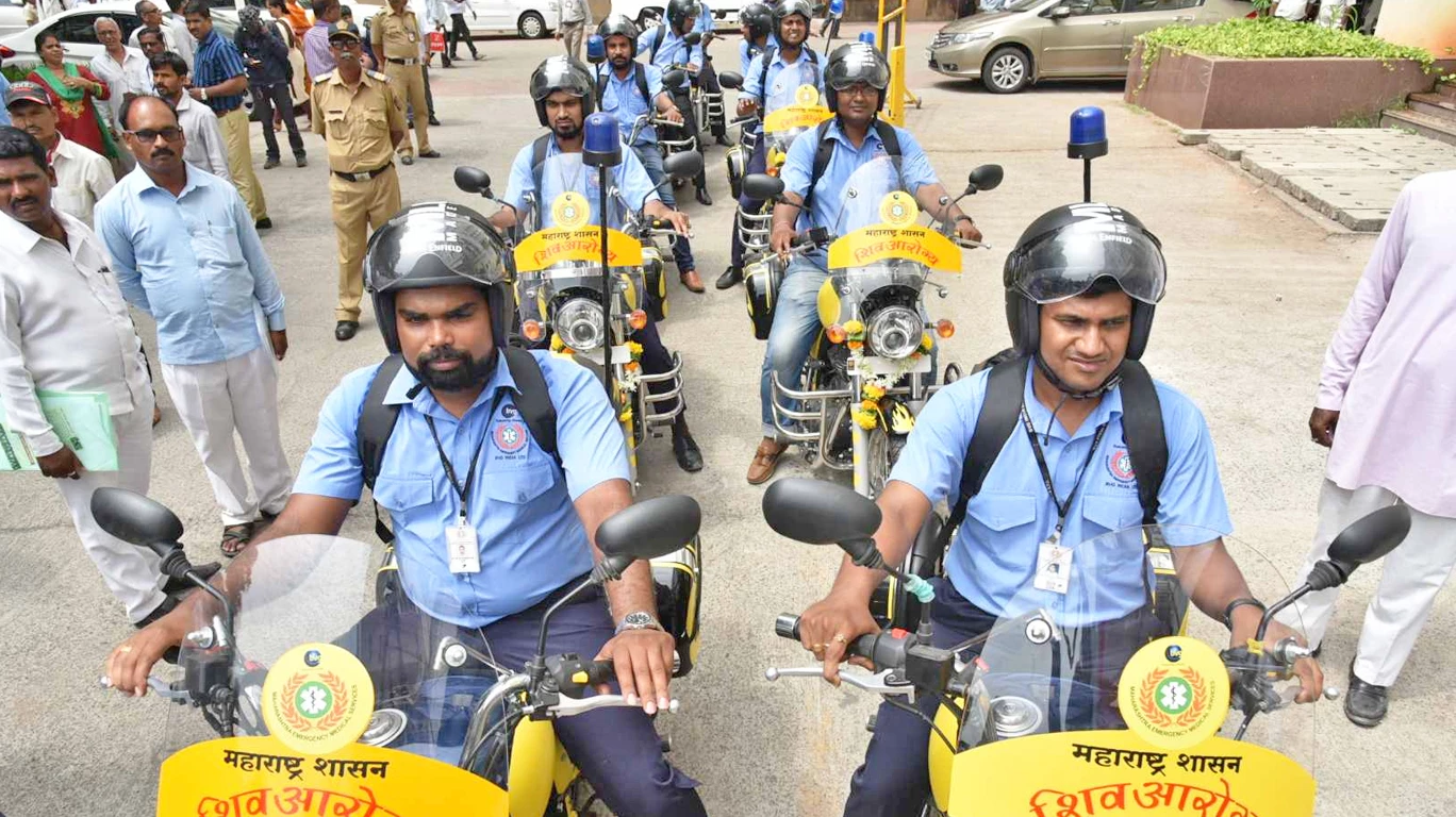 २० नव्या बाइक अॅम्ब्युलन्स ताफ्यात सामील